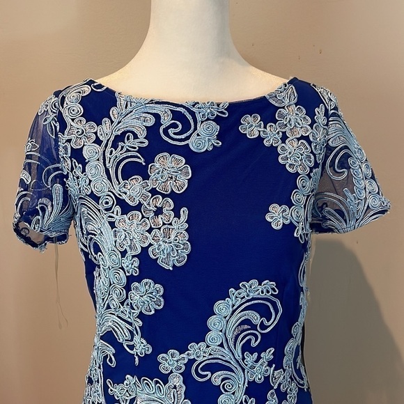 JS Collections Modele Blue On Blue Lace Appliqué Embroidered Dress, Size 2, Nwt - Picture 2 of 9